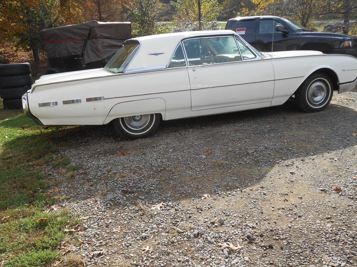 1962 Ford Thunderbird for sale by owner in Frametown