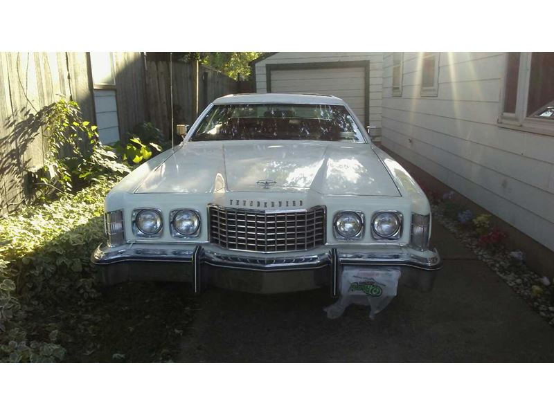 1975 Ford Thunderbird for sale by owner in Milwaukee