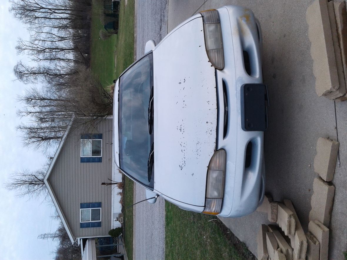 1994 Ford Thunderbird for sale by owner in Valparaiso