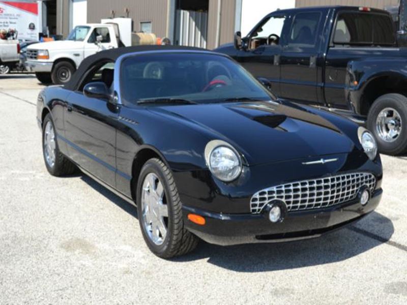 2002 Ford Thunderbird for sale by owner in Chicago Park