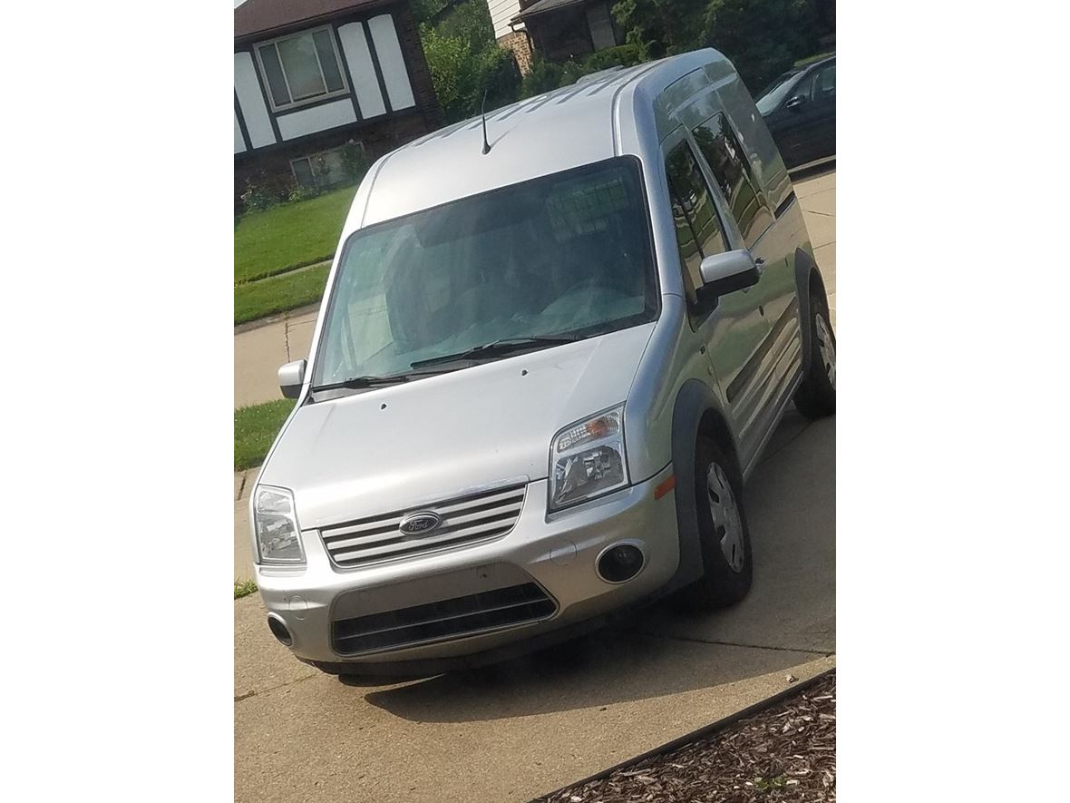 2013 Ford Transit Connect for sale by owner in Sterling Heights
