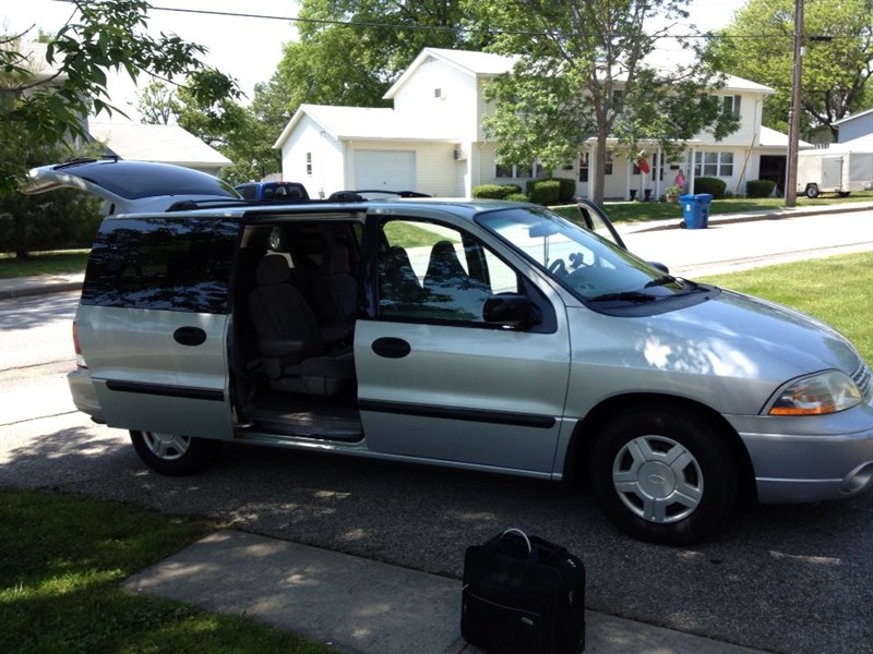 2002 Ford wind star for sale by owner in NEWPORT