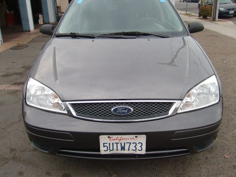 2005 Ford zx4se for sale by owner in FULLERTON