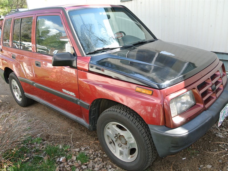 1997 Geo Tracker for sale by owner in BEND