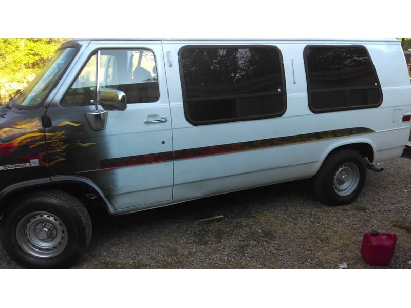 1992 GMC 3/4 ton wheel chair van for sale by owner in Olathe