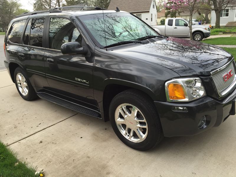2006 GMC Envoy for sale by owner in Chicago