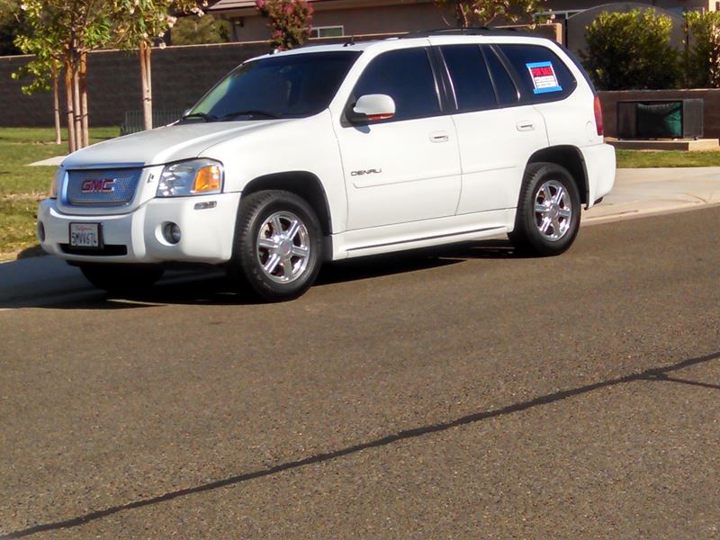 2005 GMC Envoy Denali for Sale by Owner in Clovis, CA 93619
