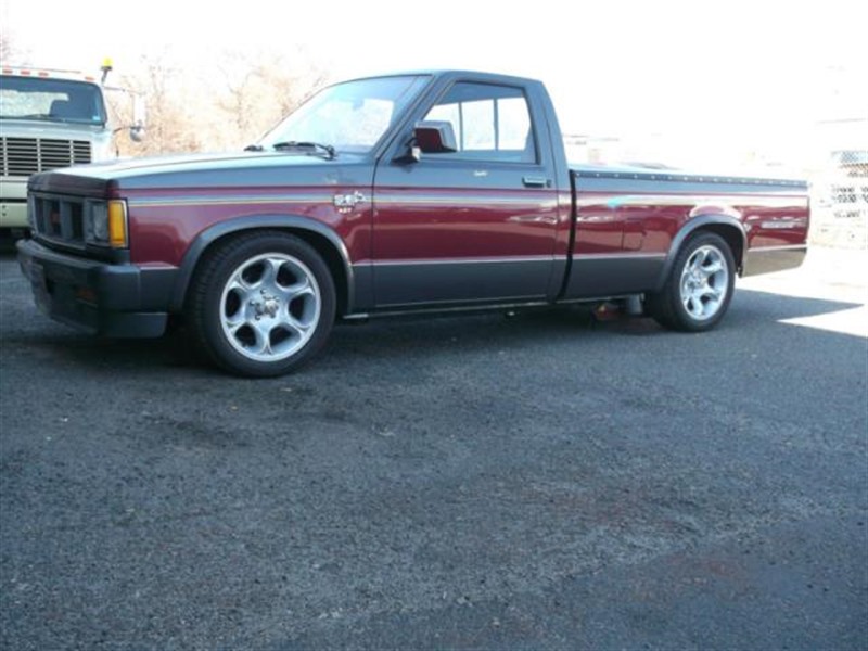 1983 GMC Other for sale by owner in NORTHFORD
