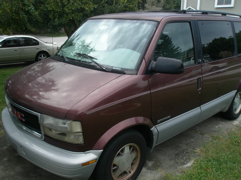 1997 GMC Safari for sale by owner in GOTHA