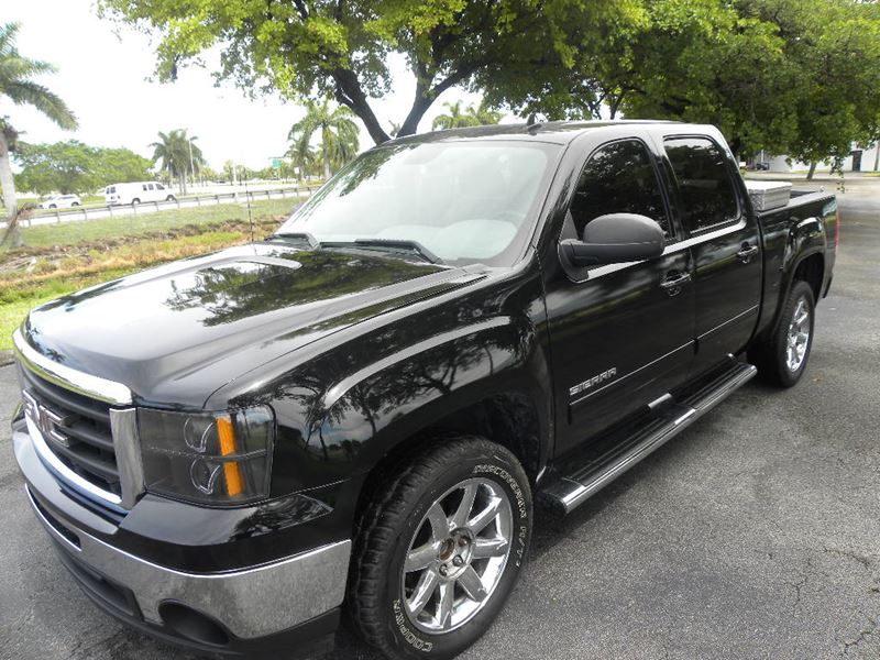 2012 GMC Sierra 1500 for sale by owner in Pompano Beach