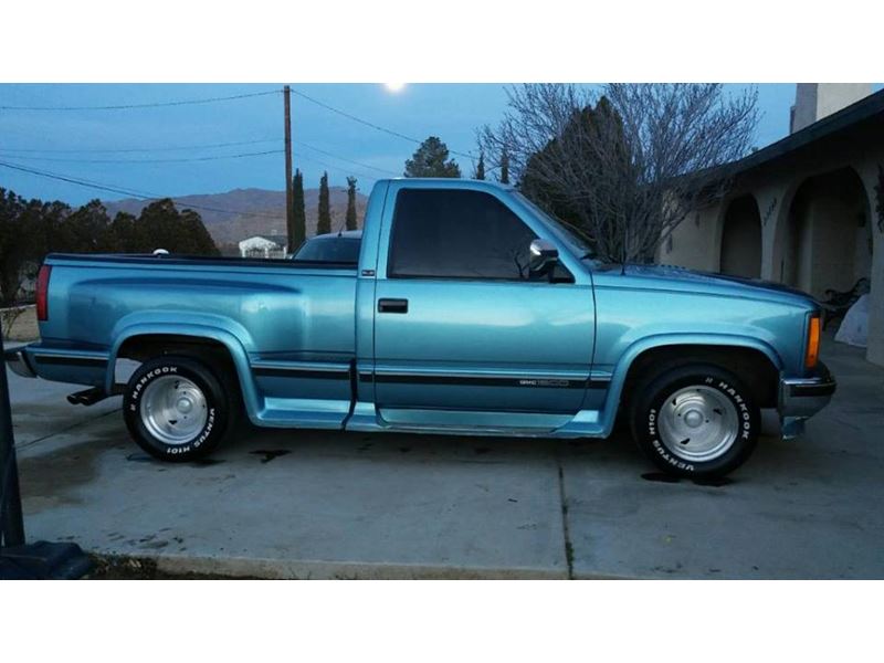1993 GMC Sierra 1500 Classic for sale by owner in Apple Valley