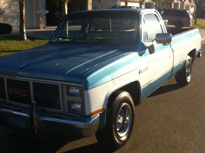1987 GMC Sierra for sale by owner in STOCKTON