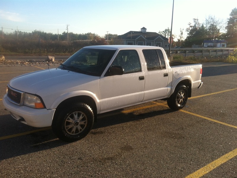 2003 GMC Sonoma for sale by owner in BIDDEFORD