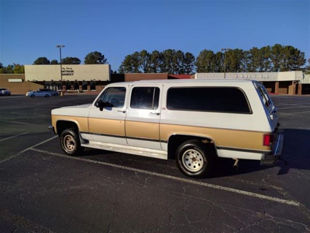 1990 GMC Suburban for sale by owner in Atlanta