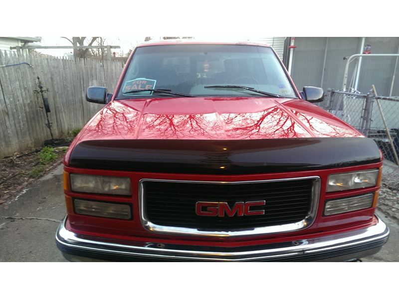 1996 GMC Yukon for sale by owner in Toledo