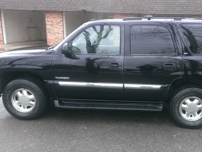 2003 GMC Yukon for sale by owner in ANN ARBOR