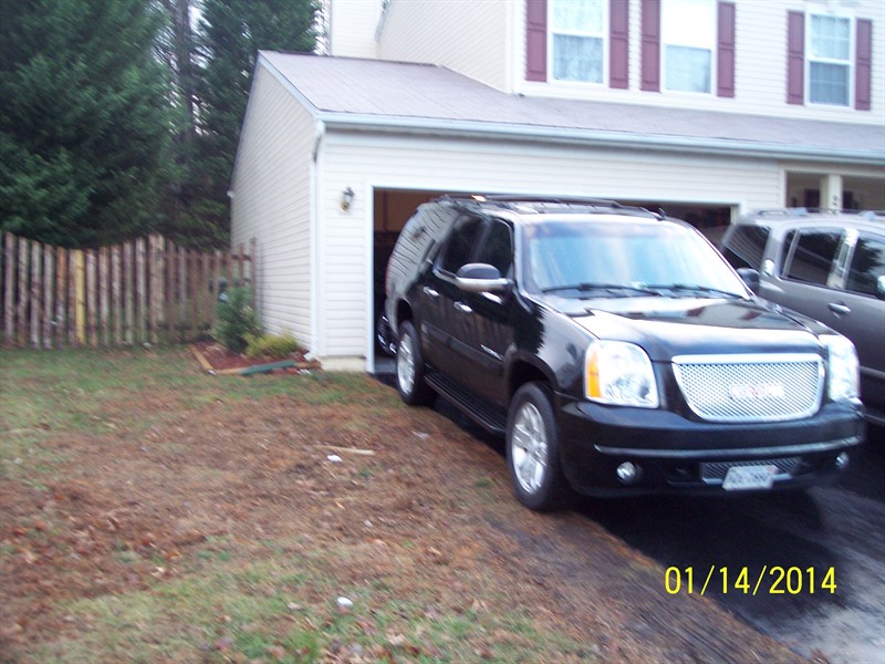 2007 GMC Yukon for sale by owner in DUMFRIES
