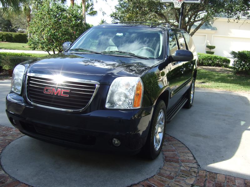 2008 GMC Yukon XL for sale by owner in Melbourne