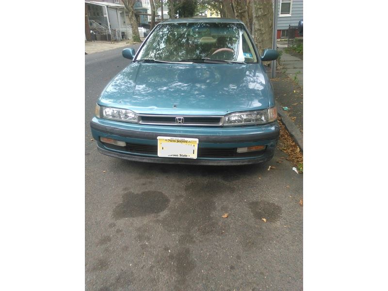 1990 Honda Accord for sale by owner in Jersey City
