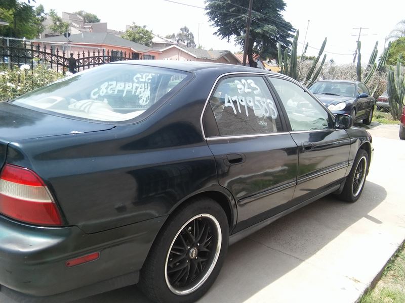 1995 Honda Accord for sale by owner in LOS ANGELES