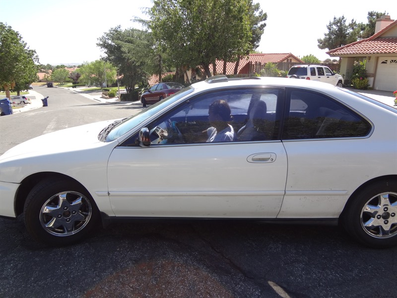 1997 Honda Accord for sale by owner in PALMDALE