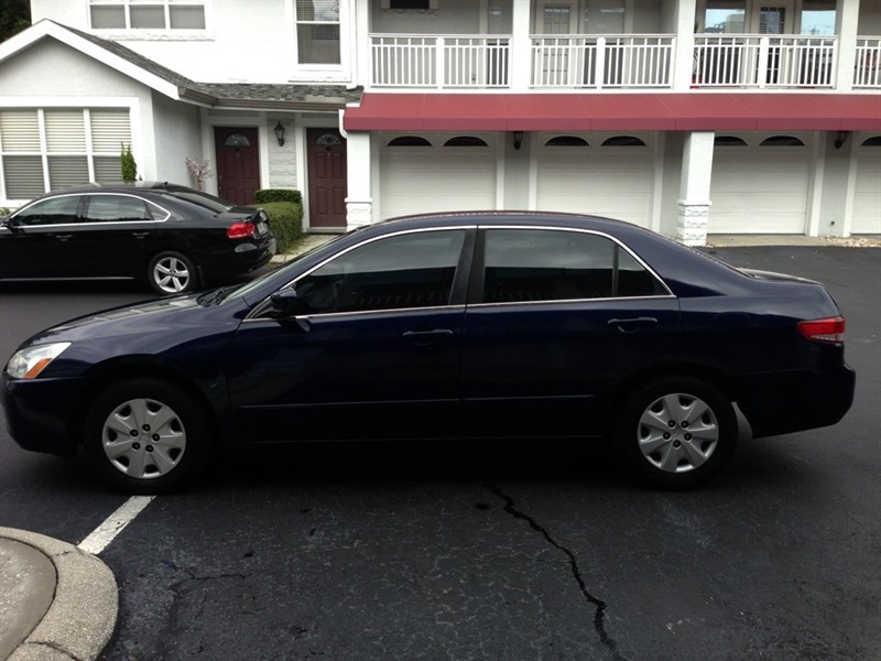 2003 Honda Accord for sale by owner in TAMPA
