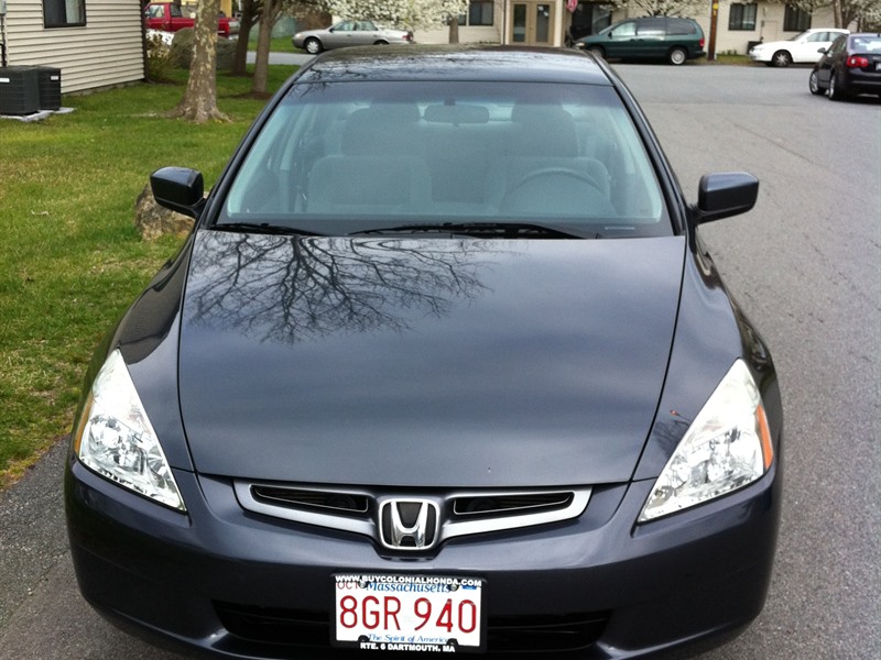 2005 Honda Accord for sale by owner in NEW BEDFORD