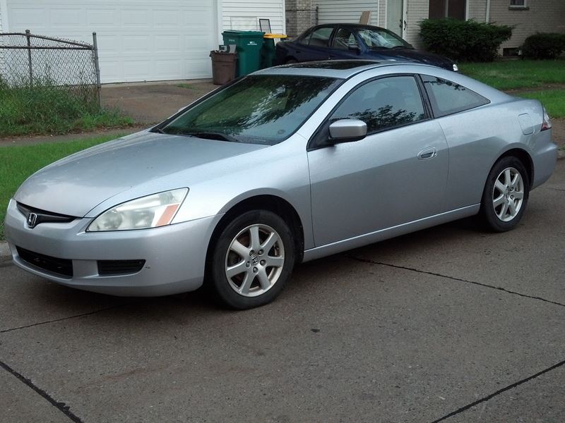 2005 Honda Accord for sale by owner in ROMULUS