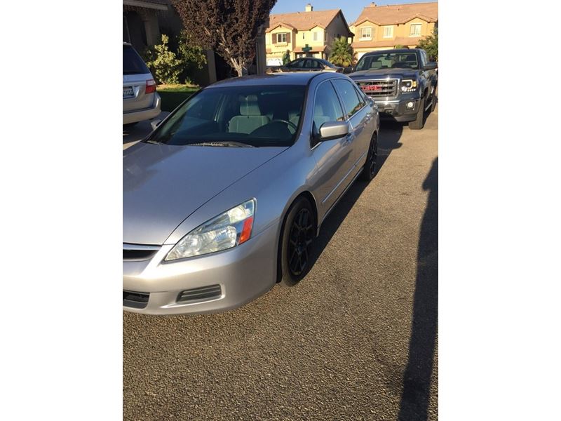 2006 Honda Accord for sale by owner in Hesperia
