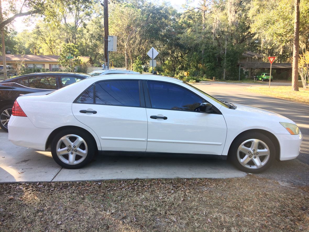 2006 Honda Accord for sale by owner in Gainesville