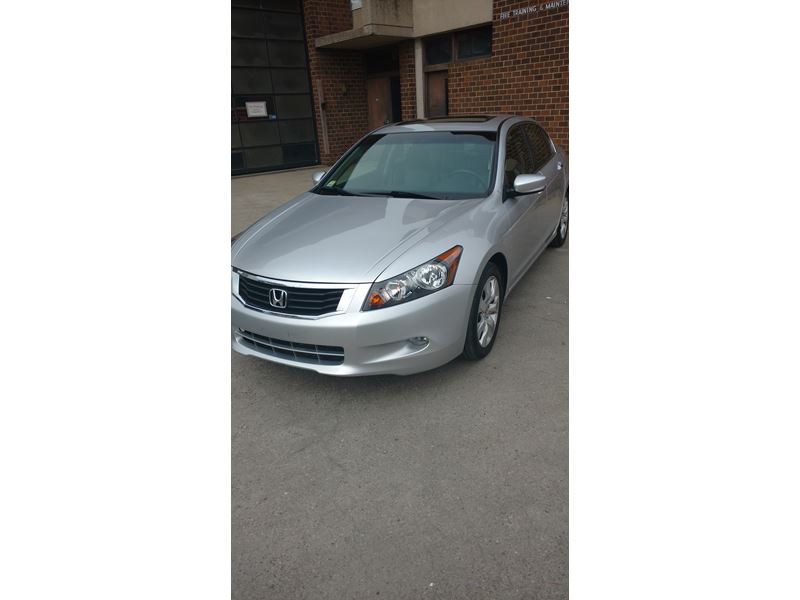 2009 Honda Accord for sale by owner in Wakefield