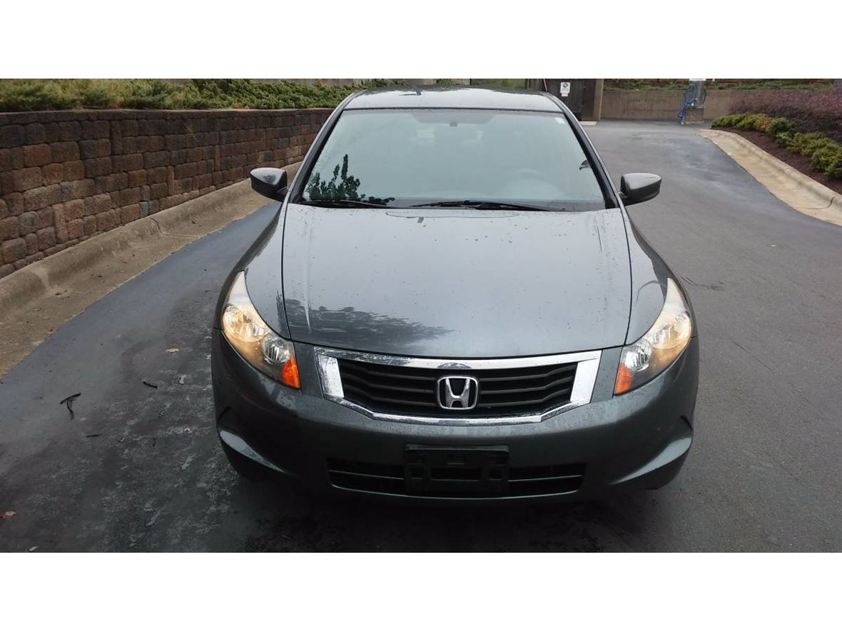 2010 Honda Accord for sale by owner in Raleigh