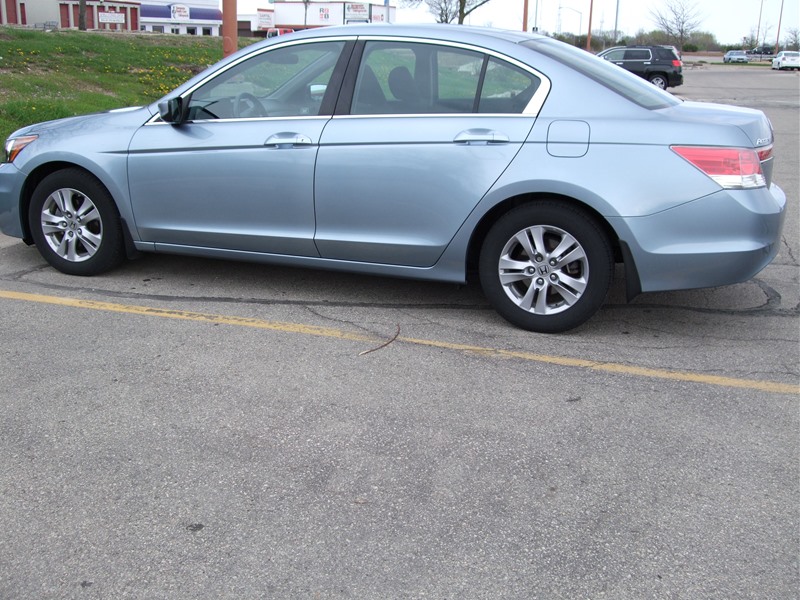 2011 Honda Accord for sale by owner in MADISON