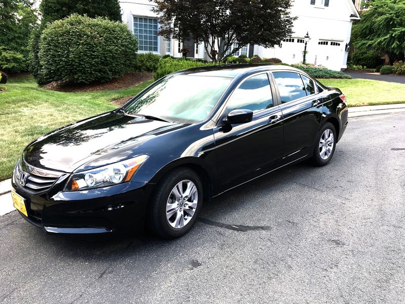 2012 Honda Accord for sale by owner in Gainesville