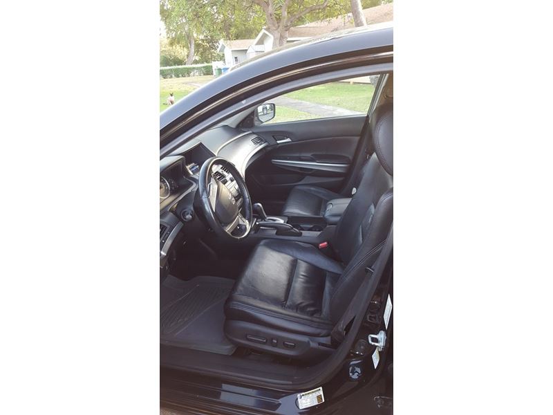 2008 Honda Accord Coupe for sale by owner in Honolulu