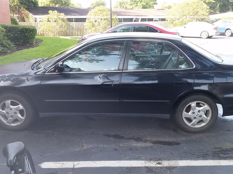 2000 Honda Accord LX for sale by owner in ORLANDO