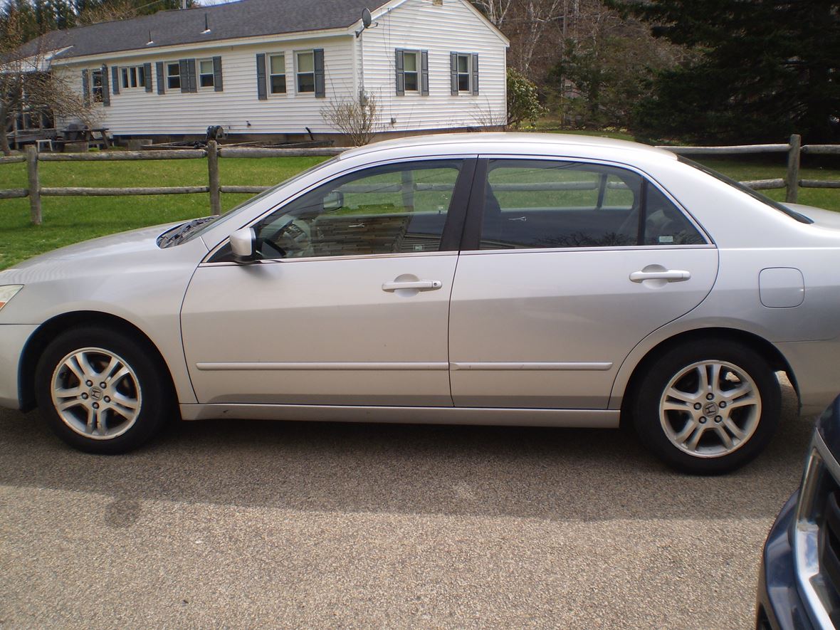 2007 Honda Accord se for sale by owner in Plaistow