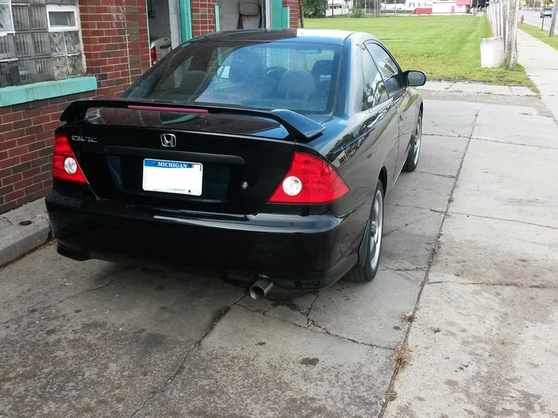 2004 Honda Civic for sale by owner in EASTPOINTE