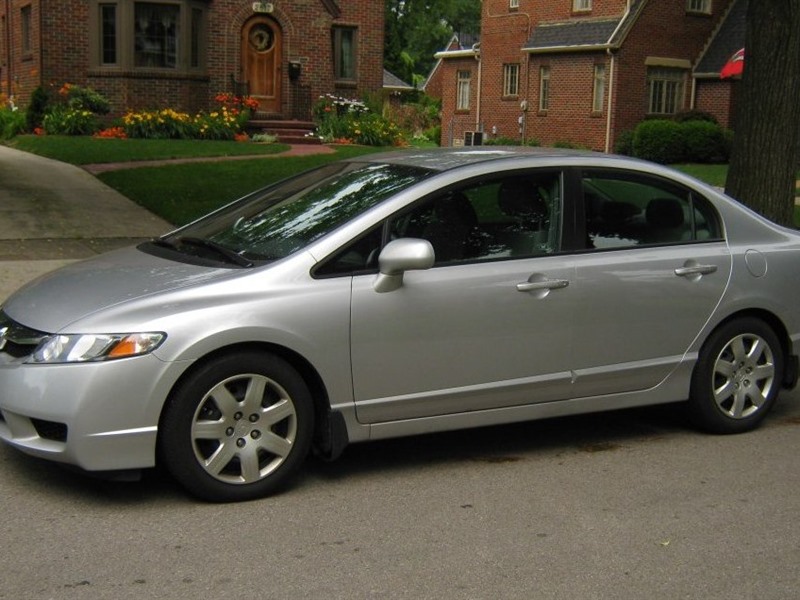 2010 Honda Civic for sale by owner in TOLEDO