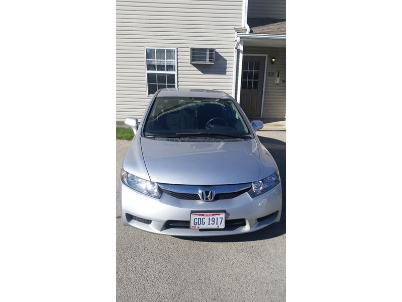 2010 Honda Civic for sale by owner in Youngstown