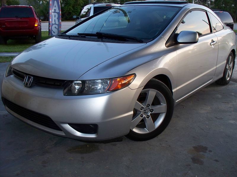 2006 Honda Civic Coupe for sale by owner in Orange Park