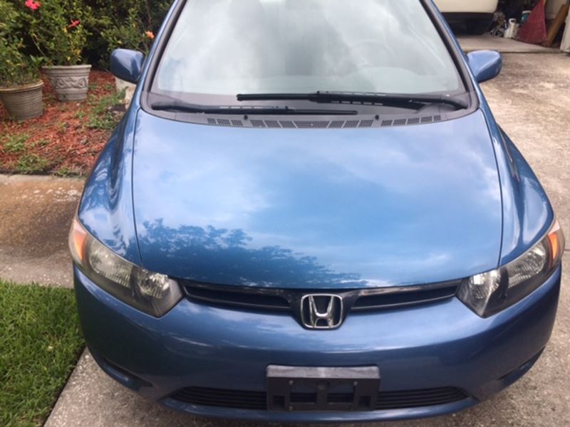 2006 Honda Civic Coupe for sale by owner in Jacksonville