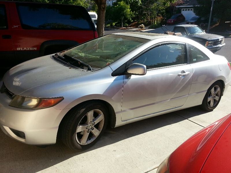2006 Honda Civic Coupe for sale by owner in Livermore