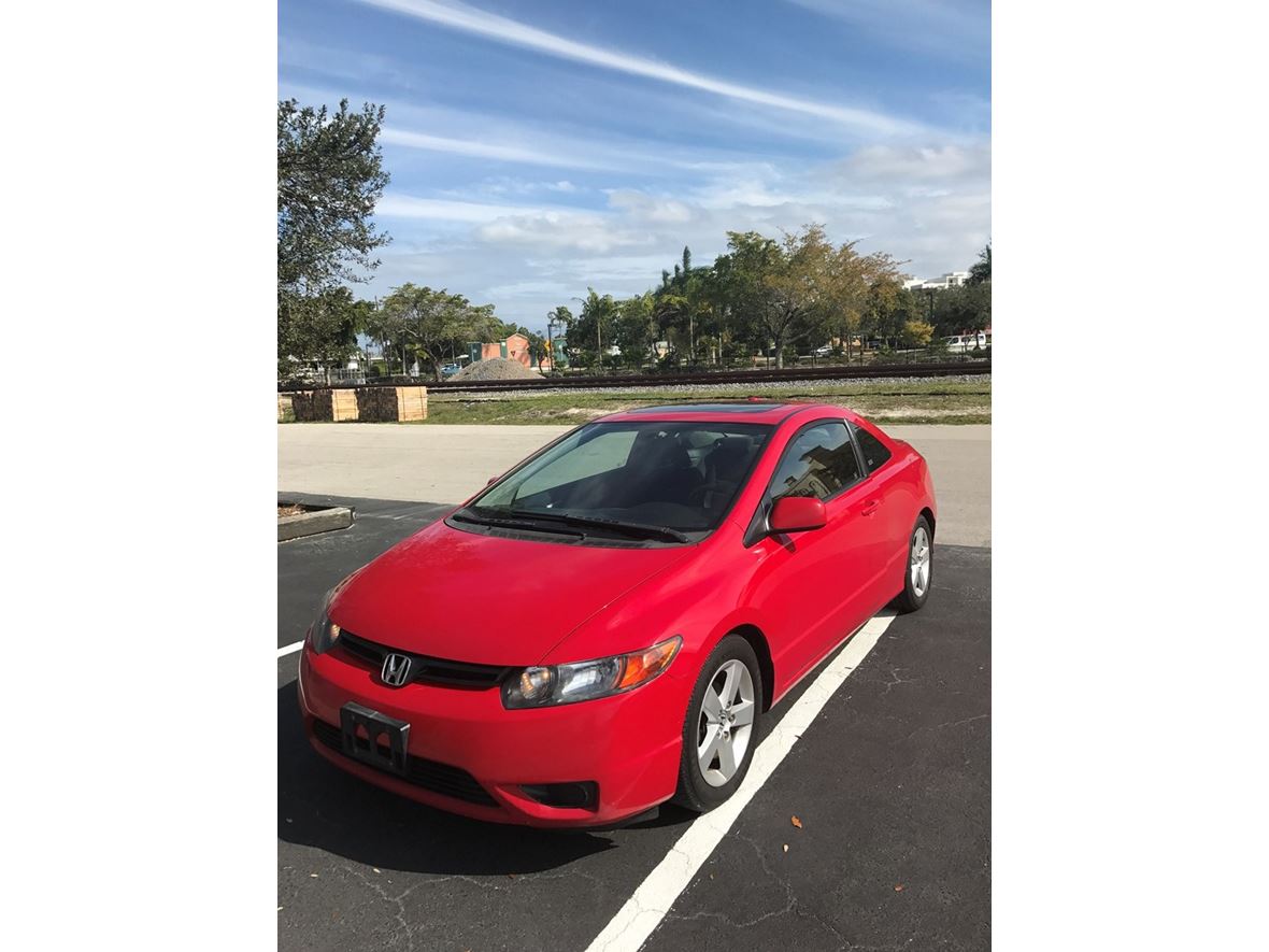 2007 Honda Civic Coupe for sale by owner in Fort Lauderdale