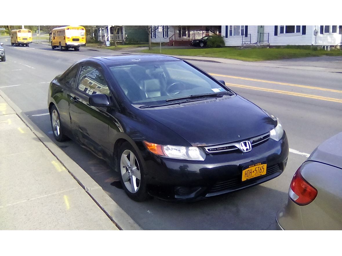2008 Honda Civic Coupe for sale by owner in Richfield Springs