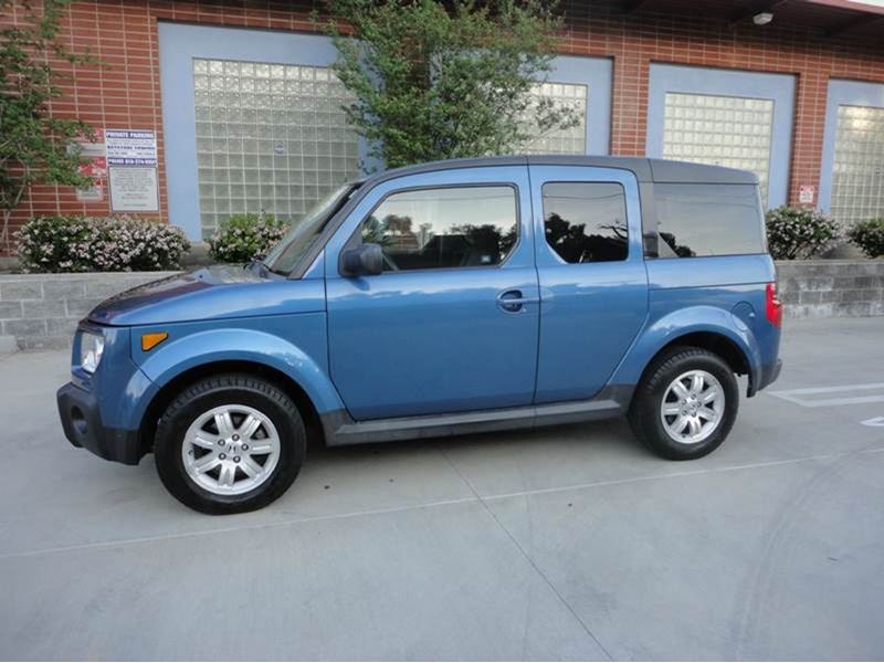 2006 Honda Element for sale by owner in WALNUT