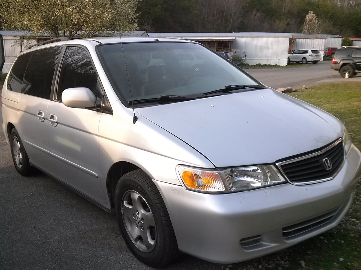 2001 Honda Odyssey for sale by owner in Pigeon Forge