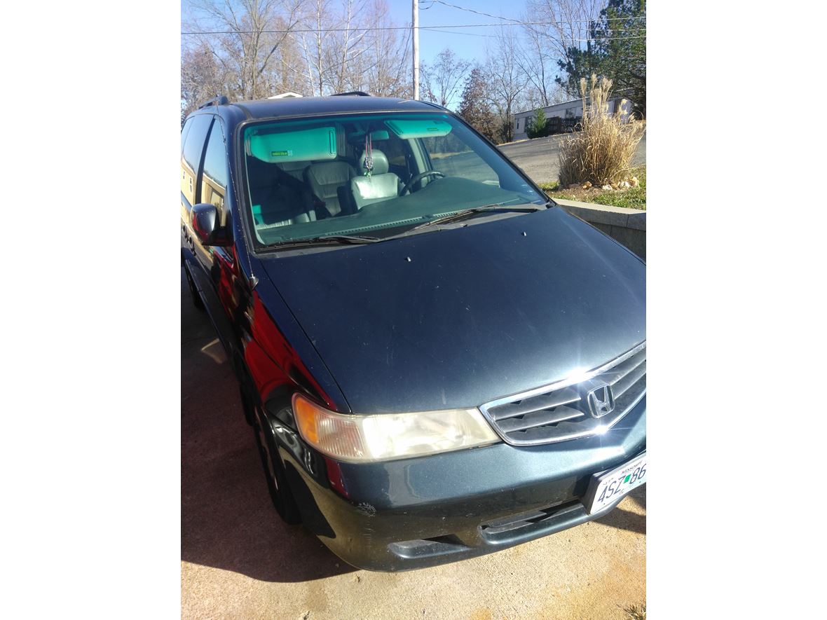 2003 Honda Odyssey for sale by owner in Fenton