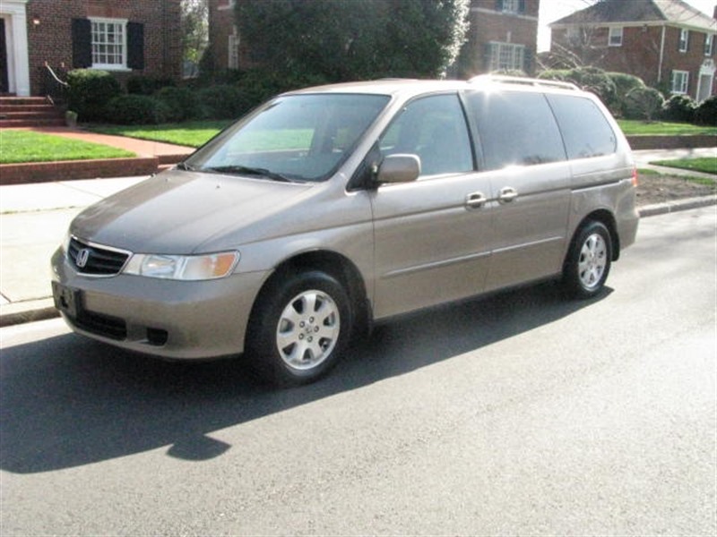 2004 Honda Odyssey for sale by owner in RICHMOND