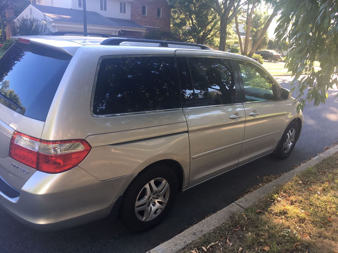 2005 Honda Odyssey for sale by owner in Cherry Hill